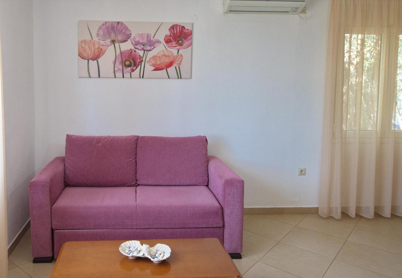 Myrtilo Cottage Votsi  Екстер'єр фото